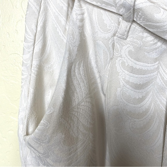 H&M Cream Ankle Length Trousers Pants with Belt & Pockets Size 6 - Picture 6 of 8